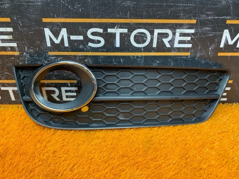 Оправа туманки Audi A5 2010 8T0807682 8T CDNC, правая