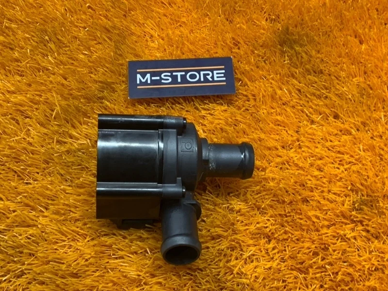 Помпа дополнительная Audi A6 2012 06H121601L C7/4G CHJA