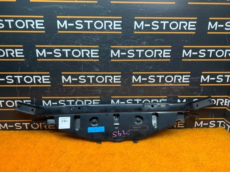 Рамка радиатора Bmw 5-Series 2011 51647200689 F10 N52B25A