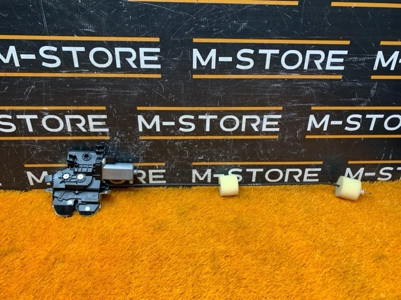 Замок багажника Mercedes-Benz S-Class 2005 A2217500085 W221 273.961