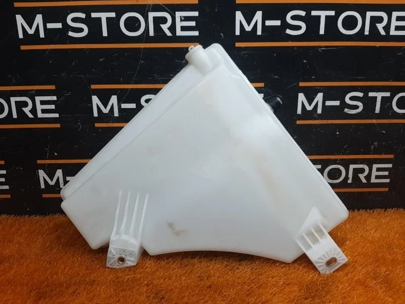 Бачок омывателя Volkswagen Touareg 2011 7P0955453 7P CGRA