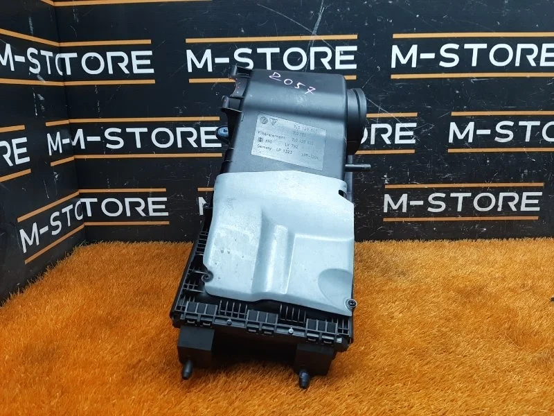 Корпус воздушного фильтра Porsche Cayenne 2007 7L0129607 957 4851