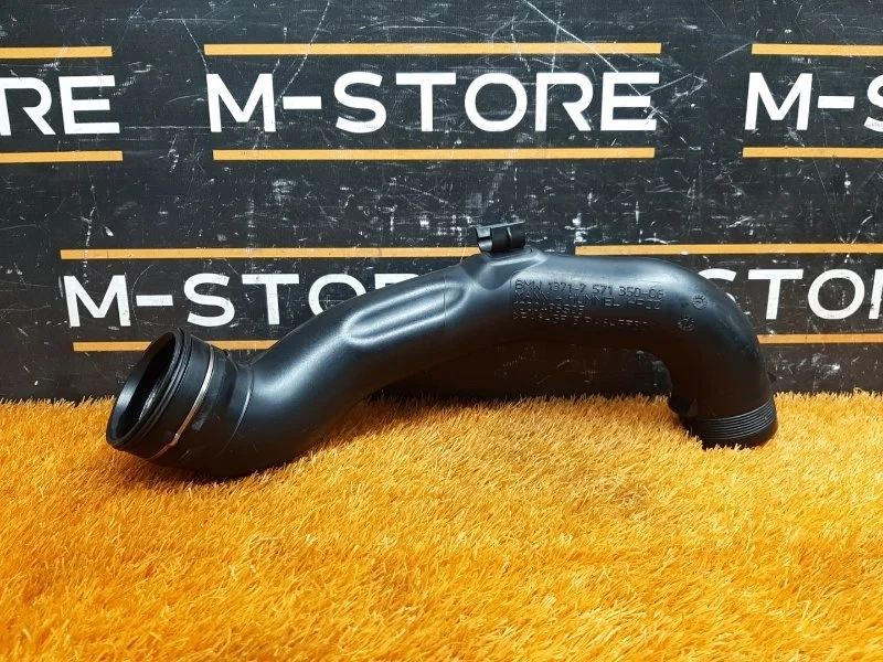 Патрубок интеркулера Bmw X5 2014 13717571350 F15 N55B30A, левый