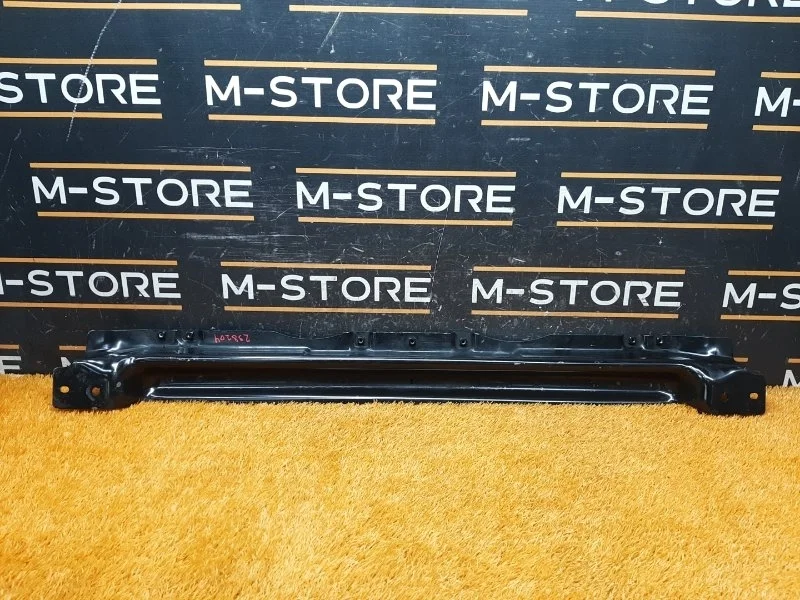 Рамка радиатора Volkswagen Touareg 2011 7P0805549 7P CGRA