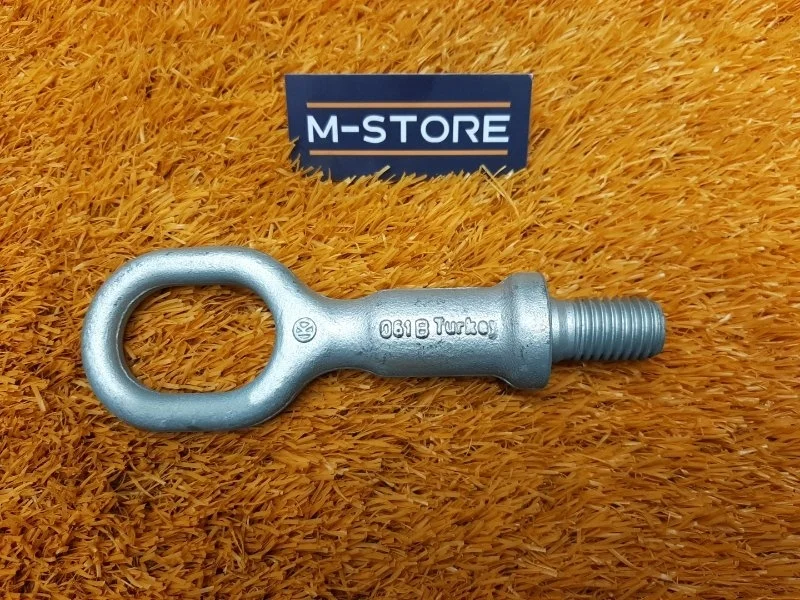 Крюк буксировочный Volkswagen Touareg 2011 7P0805783 7P CGRA