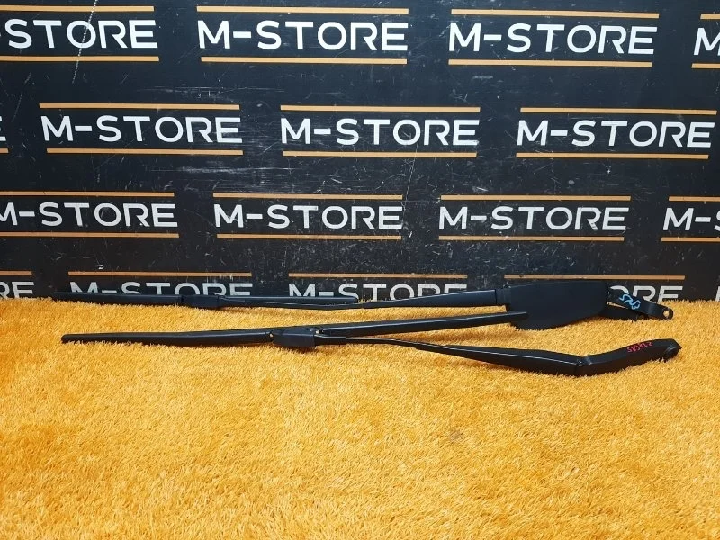 Поводок стеклоочистителя Mercedes-Benz Gl-Class 2009 A1648200640 X164 273.923