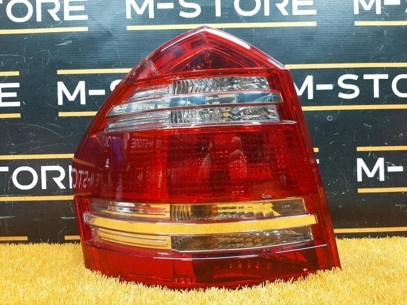Фонарь задний Mercedes-Benz Gl-Class 2009 A1648204164 X164 273.923, левый