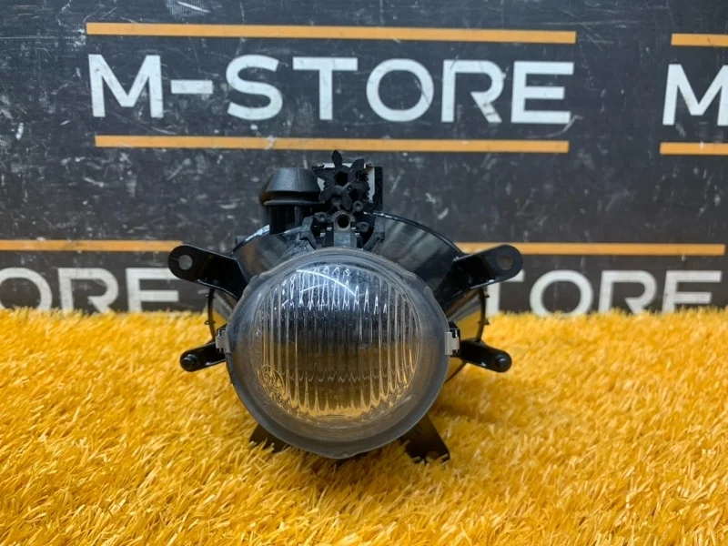 Фара противотуманная Bmw 3-Series 2003 63176911007 E46 M54B22(226S1), правая