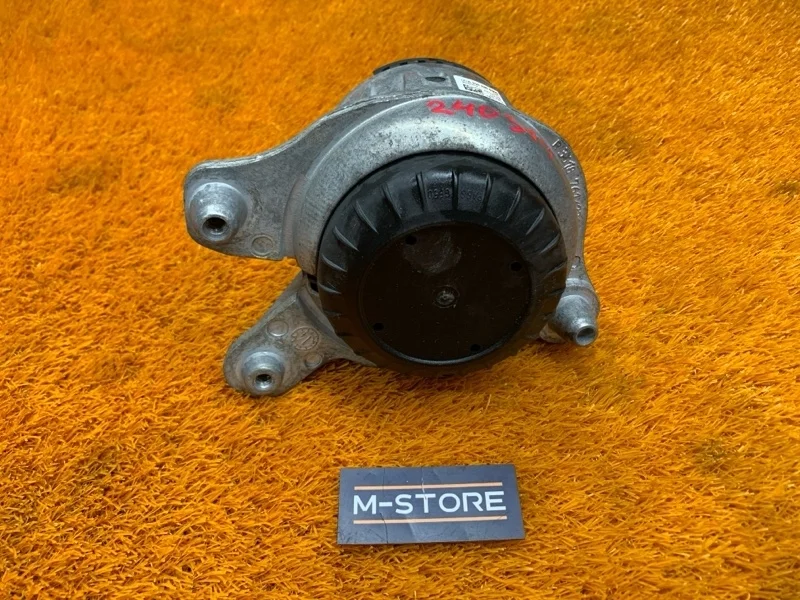 Подушка двигателя Mercedes-Benz C-Class 2014 A2052400300 W205 274.920, правая