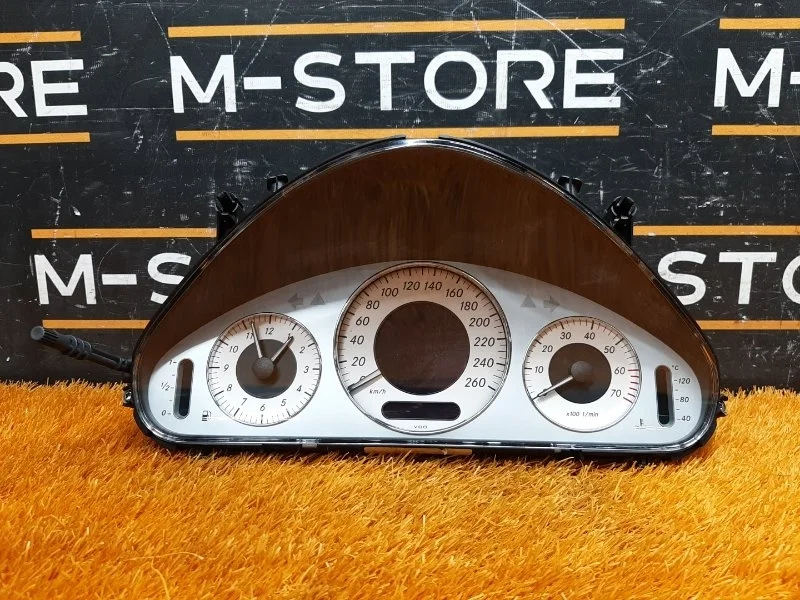Щиток приборов Mercedes-Benz E-Class 2004 A2115402547 W211 112.949