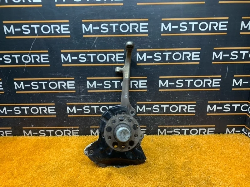 Ступица Mercedes-Benz S-Class 2005 A2213324501 W221 273.961, передняя левая