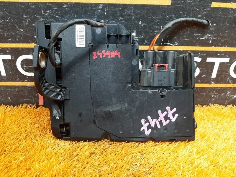 Блок предохранителей Mercedes-Benz E-Class 2010 A2125400450 W212 271.860