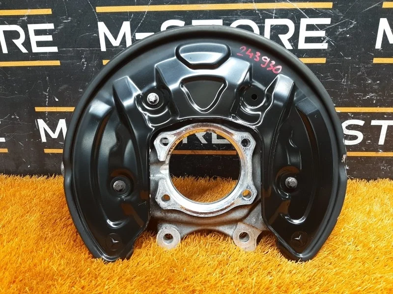 Кулак поворотный Mercedes-Benz C-Class 2015 A2053500141 W205 274.920, задний левый