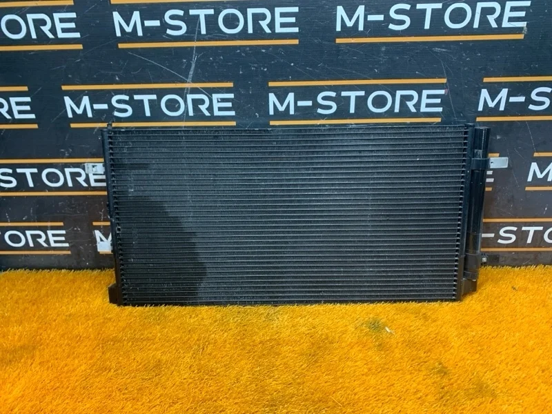 Радиатор кондиционера Audi Q5 2013 8T0260401C 8R CTVA