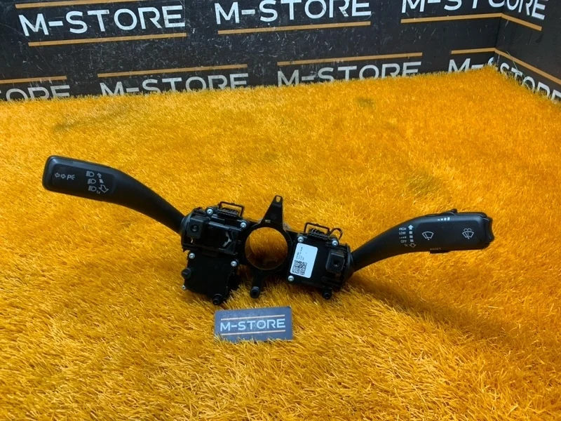 Блок подрулевых переключателей Audi A5 2010 8R0953502C 8T CDNC