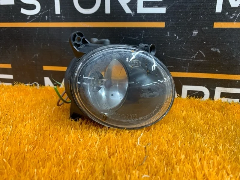 Фара противотуманная Audi Q5 2015 8T0941699B 8R CNCD, левая