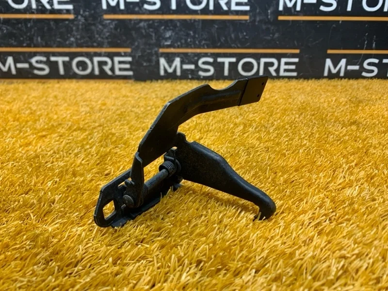 Замок капота Land Rover Range Rover Evoque 2012 LR035401 L538 204PT