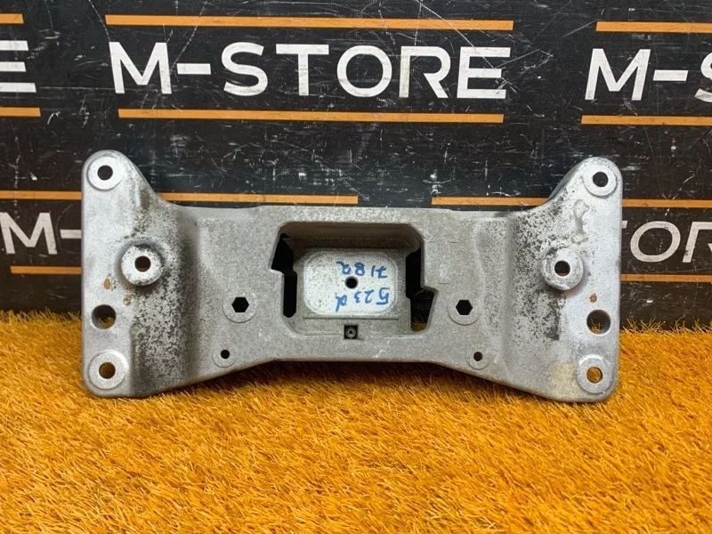 Кронштейн КПП Bmw 5-Series 2012 22316781222 F10 N47D20C