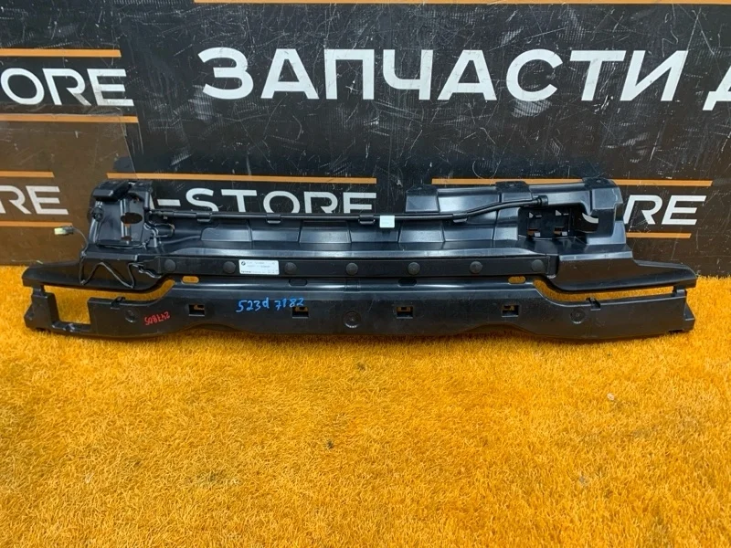 Крепление бампера Bmw 5-Series 2012 51128053584 F10 N47D20C, заднее