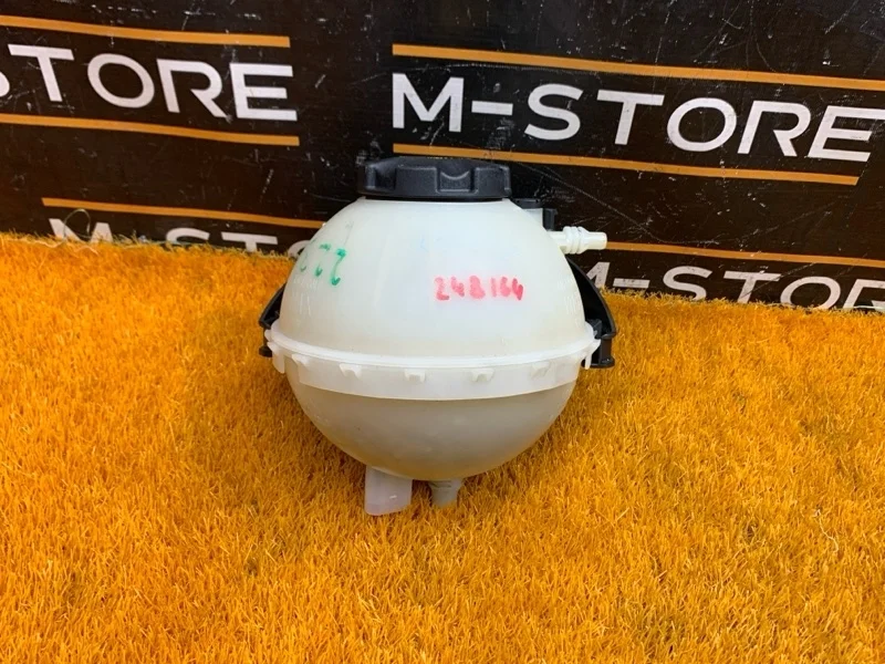 Бачок расширительный Bmw 3-Series 2012 17137609470 F30 N20B20B