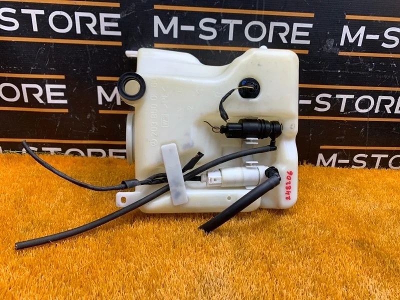 Бачок омывателя Mercedes-Benz C-Class 2005 A2038600260 W203 271.948