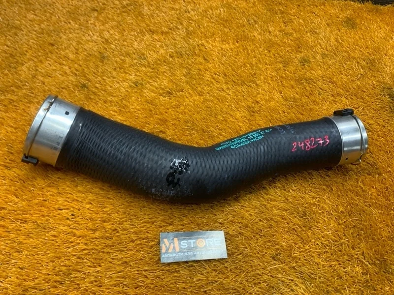 Патрубок интеркулера Bmw 5-Series 2013 13717612095 F10 N20B20B