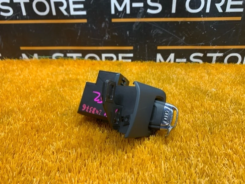 Замок зажигания Audi A4 2013 8K0909131D B8/8K CDNB