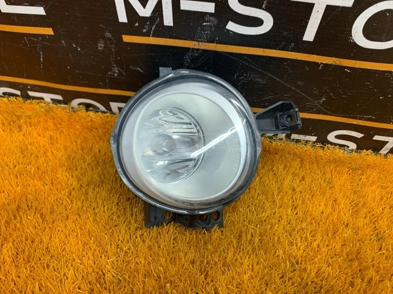 Фара противотуманная Volkswagen Touareg 2008 7L5941700D 7L BHK, правая