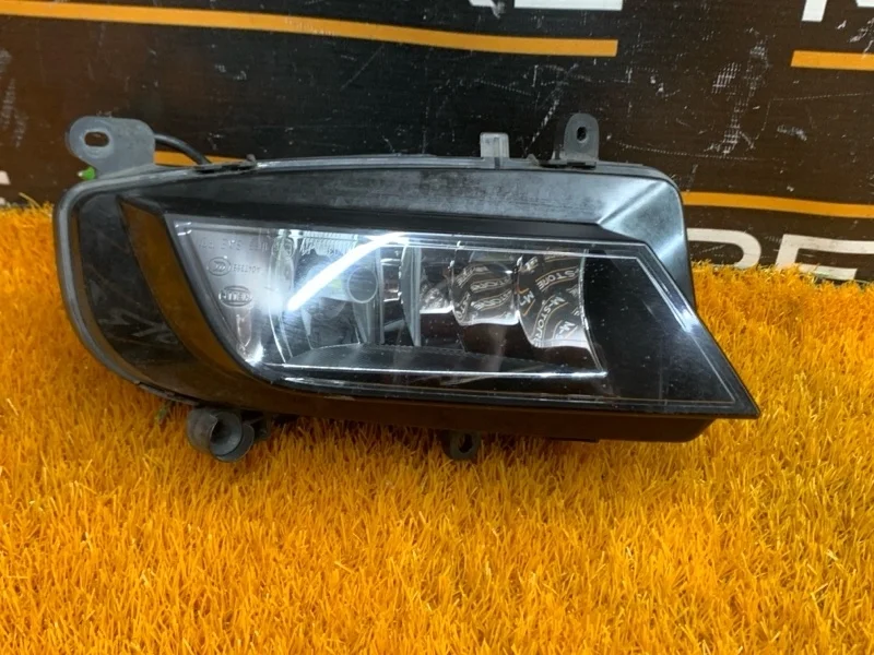 Фара противотуманная Audi A4 2013 8K0941699B B8/8K CDNB, левая