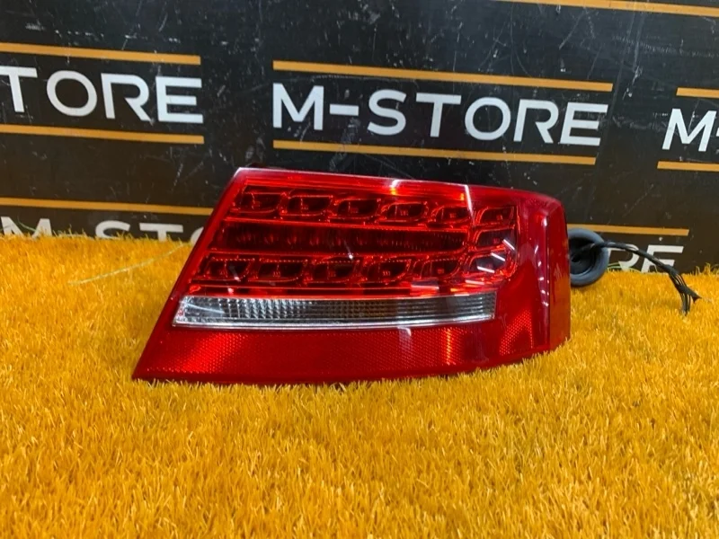 Фонарь задний Audi A5 2010 8T8945096D 8T CDNC, правый