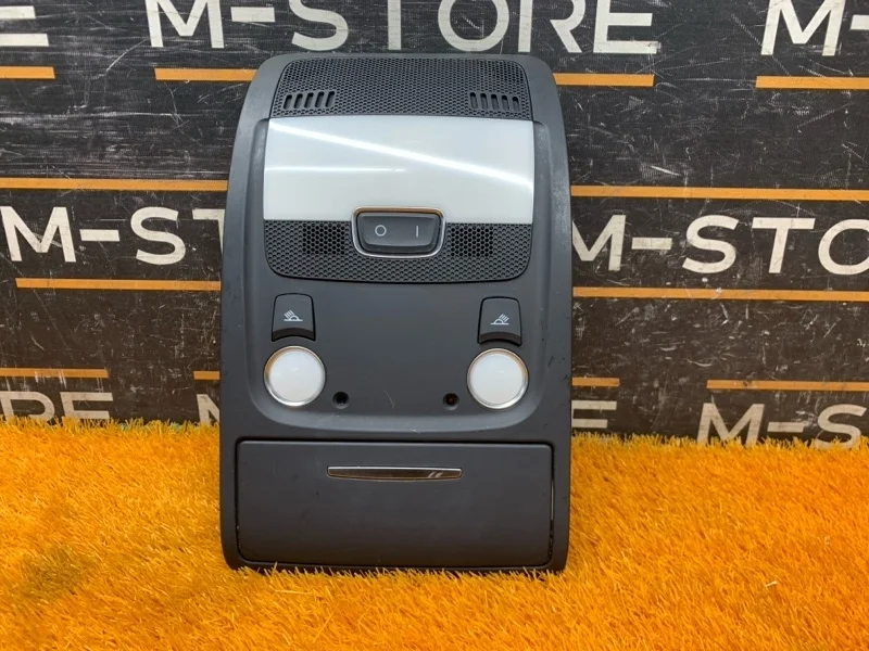 Плафон освещения Audi A4 2010 8T0947135B B8/8K CDHB