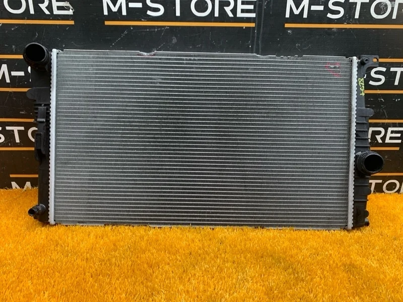 Радиатор ДВС Bmw 3-Series 2013 17117600516 F30 N47D20C