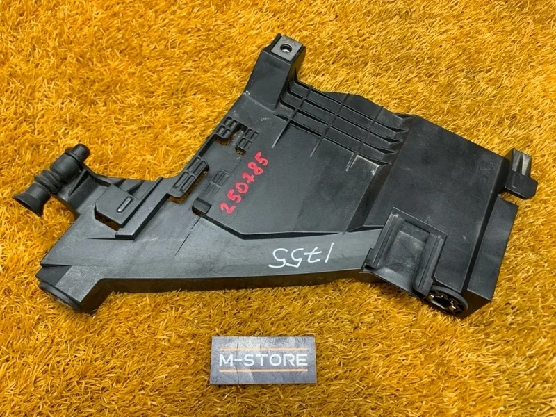 Кронштейн фары Audi A5 2010 8T0941453A 8T CDNC, левый