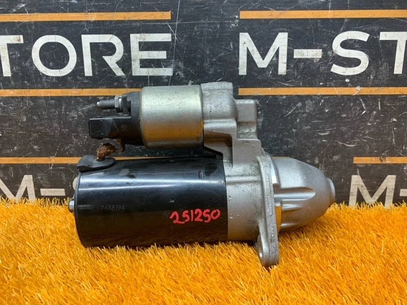 Стартер Bmw X1 2012 7638194 E84 N20B20A