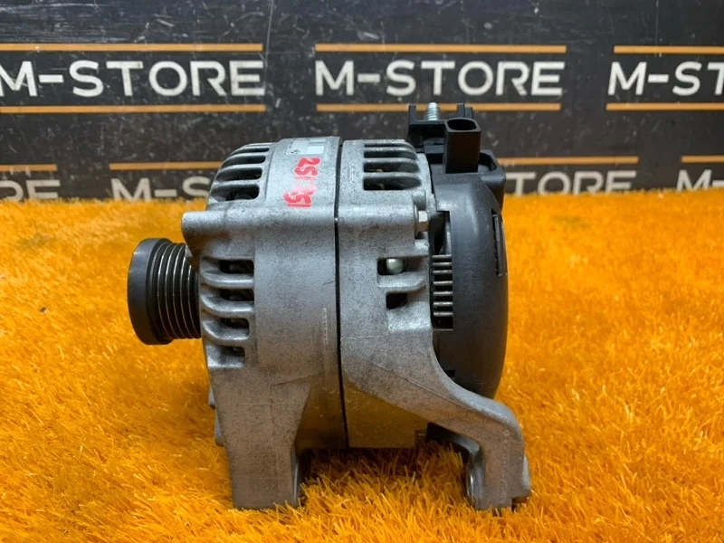 Генератор Bmw X1 2012 7605061 E84 N20B20A