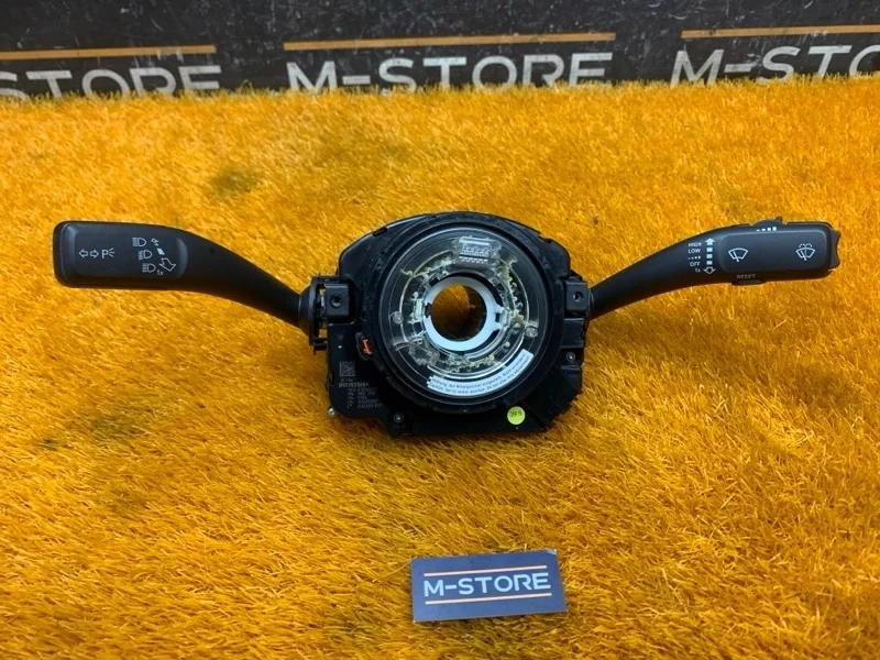 Блок подрулевых переключателей Audi A5 2010 8R0953568K 8T CDN