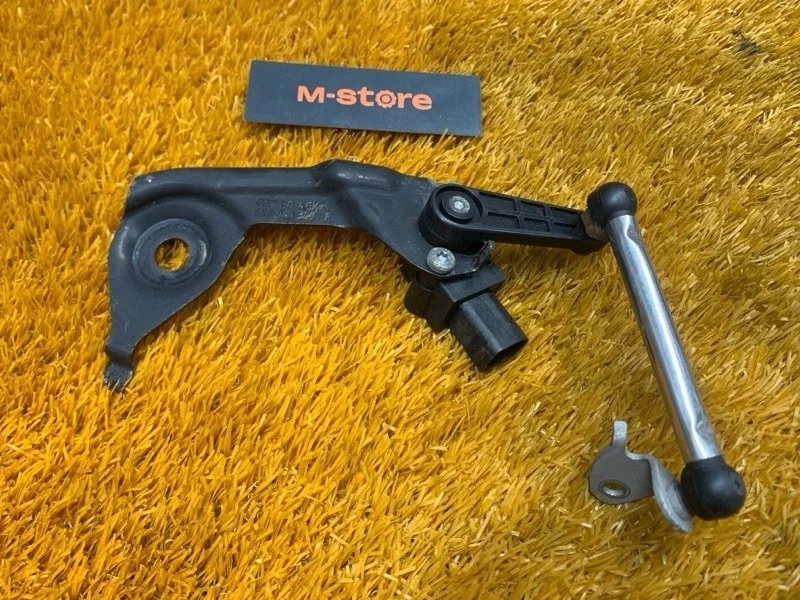 Датчик высоты дорожного просвета Audi A5 2010 1T0907503A 8T CDN, задний