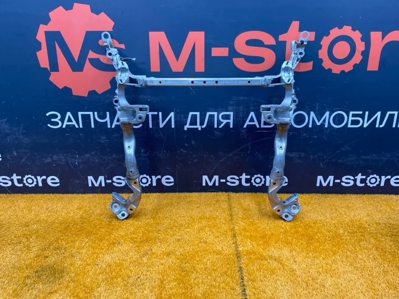 Балка поперечная (подрамник) Audi A5 2010 8T0399315H 8T CDNC, передняя