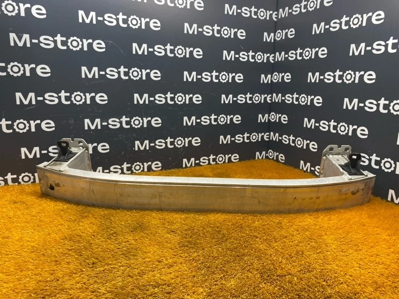 Усилитель бампера Audi Q3 8U0807109C 8U, передний