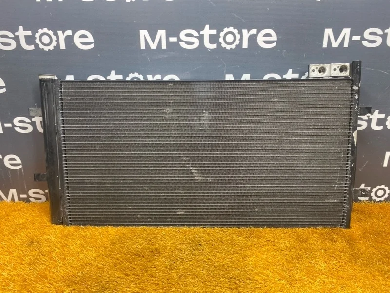 Радиатор кондиционера Audi Q3 8U0260401B 8U
