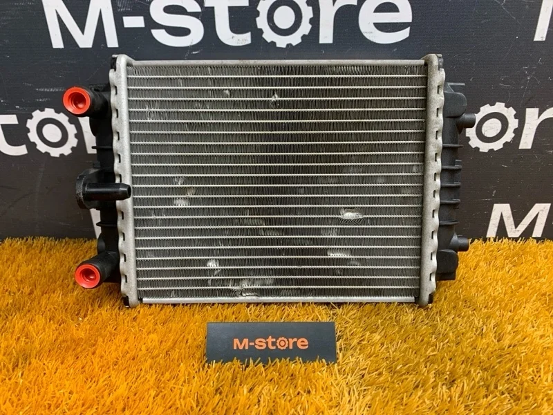 Радиатор масляный Audi A8 2013 8K0121212B 4H/D4 CEUA, левый