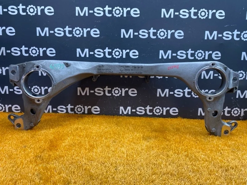 Кронштейн подушки двигателя Volkswagen Touareg 2011 7P0199207A 7P CGRA, передний