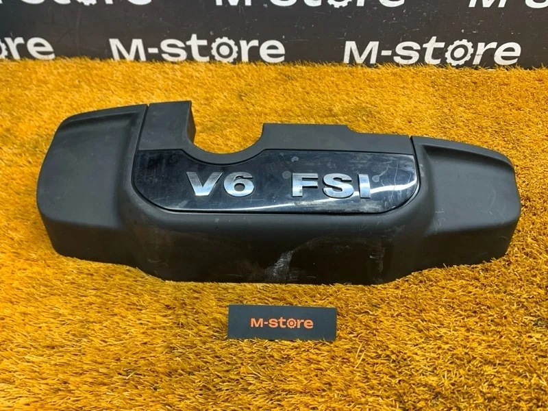 Крышка двигателя Volkswagen Touareg 2011 03H103925G 7P CGRA