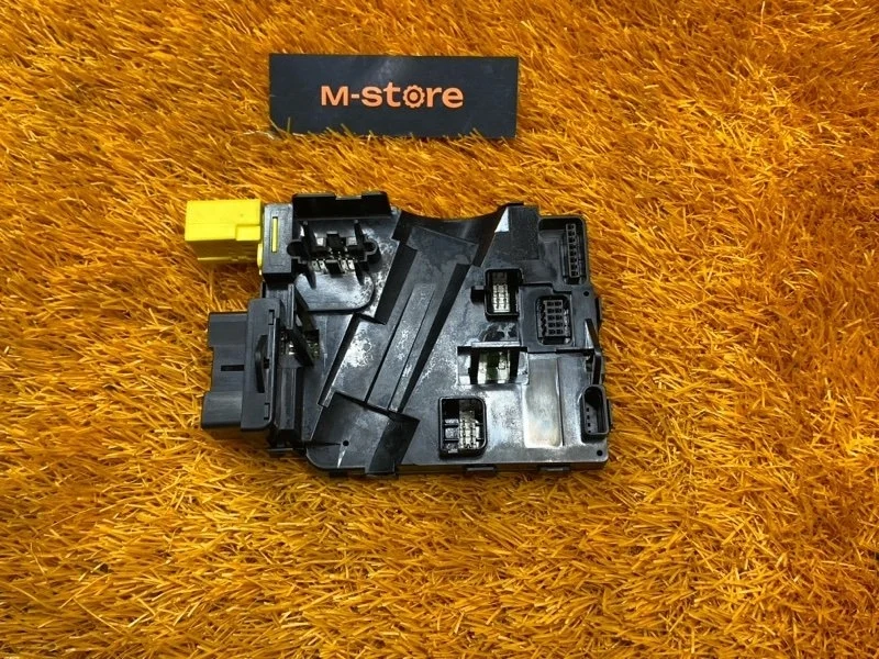 Блок управления подрулевыми переключателями Volkswagen Jetta 2006 1K0953549AK 1K BVY