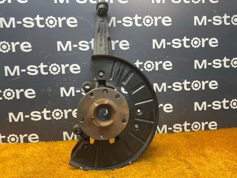 Ступица Volkswagen Touareg 2005 7L0407257A 7L BMV, передняя левая