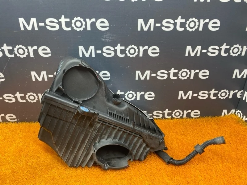 Корпус воздушного фильтра Volkswagen Touareg 2011 7P6129601H 7P CGRA