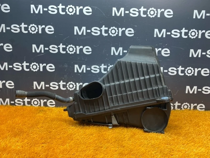 Корпус воздушного фильтра Volkswagen Touareg 2008 7L6129601AB 7L BHK