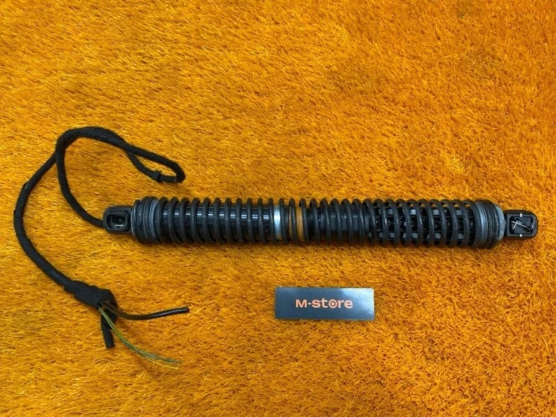 Амортизатор багажника Bmw 7-Series 2011 7185713 F01 N54B30A, левый