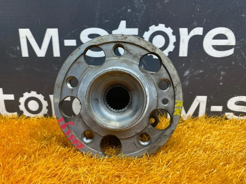 Ступица Mercedes-Benz C-Class 2014 A2053570400 W205 274.920, задняя правая