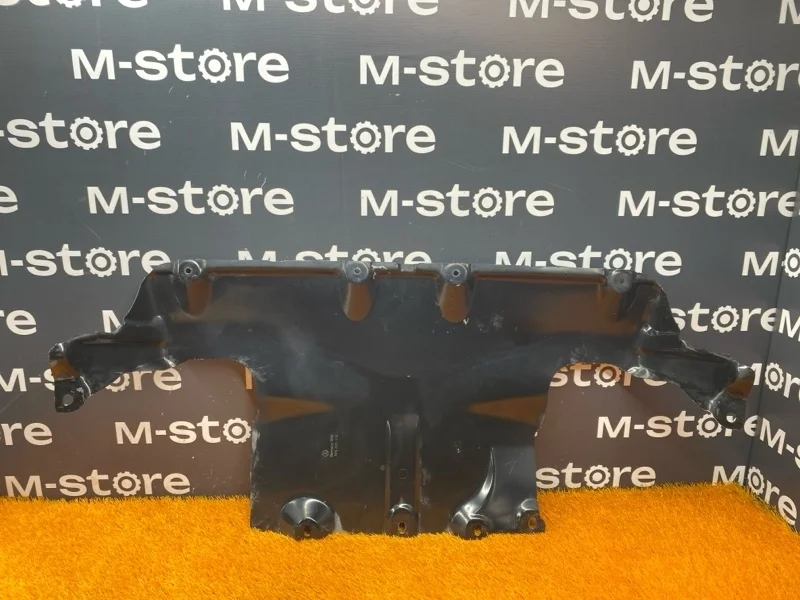 Защита двигателя Volkswagen Touareg 2011 7P0825235 7P CGRA